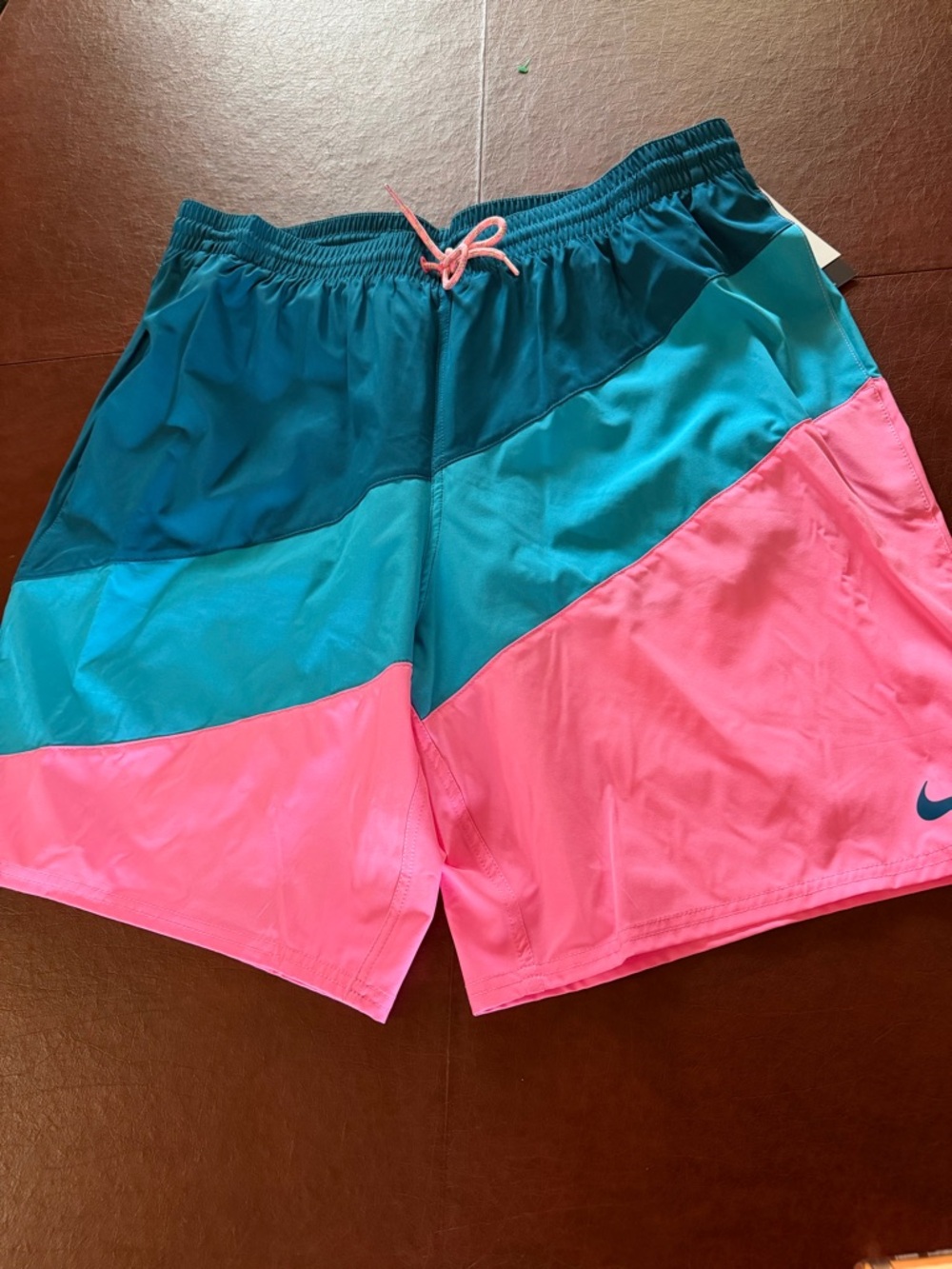 Nike Men’s XXL Teal and Pink Colorblock  Swim Trunks Four Way Stretch NWT